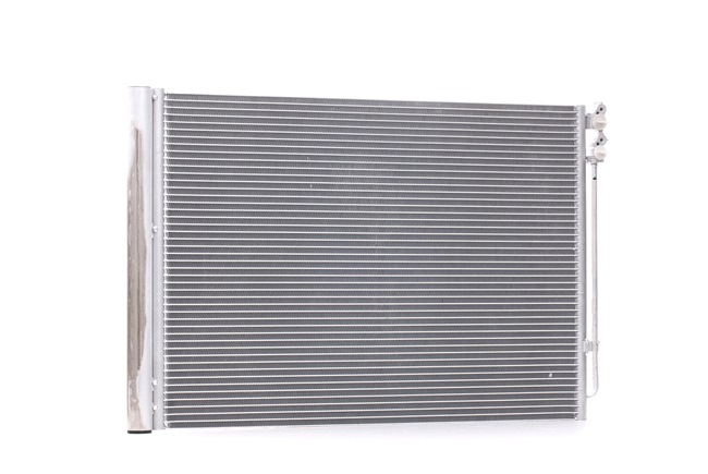 VALEO 814410 Condensatore climatizzatore BMW F01 730 d 245 CV N57 D30 A
