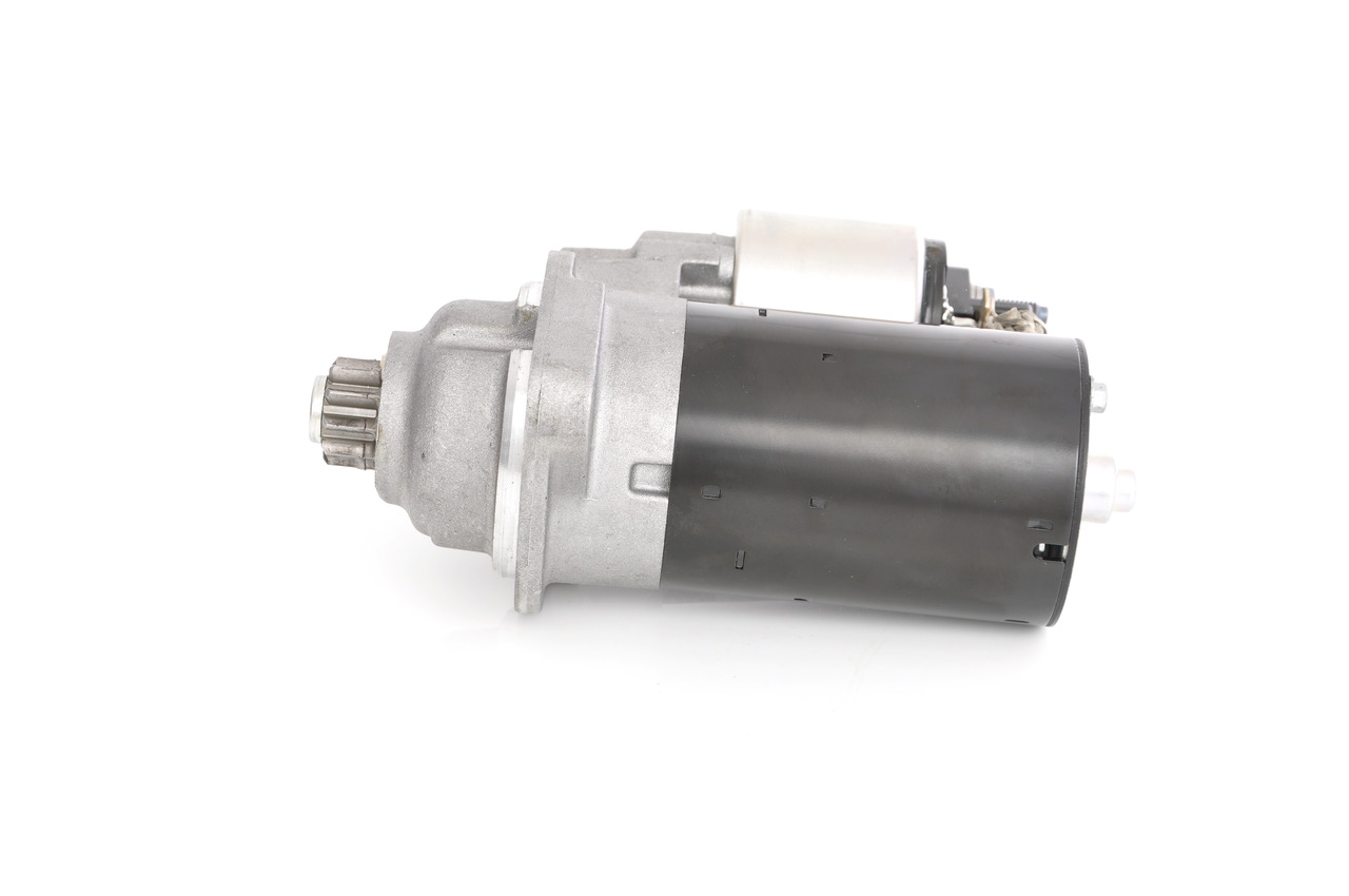 BOSCH 0 001 121 026 Käynnistysmoottori VW Bora 1J2 1.8 125 HV