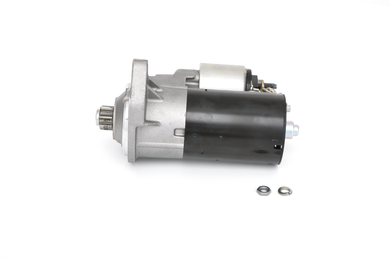 BOSCH 0 001 121 028 Starttimoottori VW Bora 1J2 1.8 T 4motion 150 hv ARX