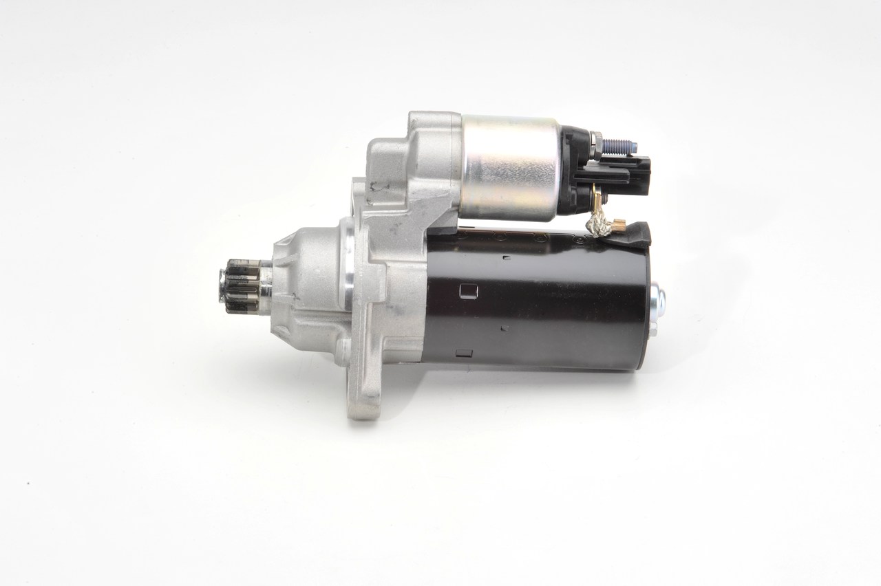 BOSCH 0 001 122 402 Käynnistysmoottori VW Jetta 1k2 2.5 170 HV