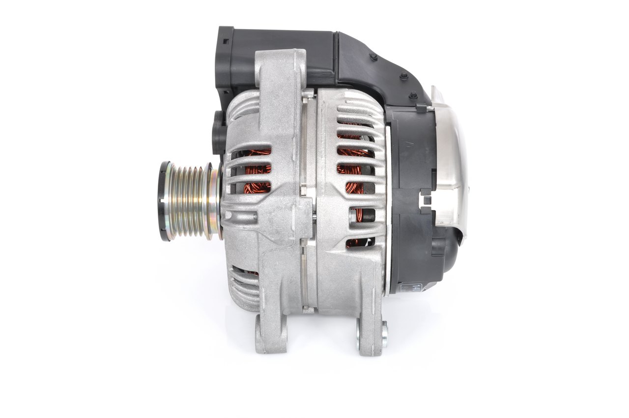 BOSCH 0 124 525 046 Laturi Opel Vectra C Caravan 3.0 V6 CDTI (F35) 184 hv Z 30 DT