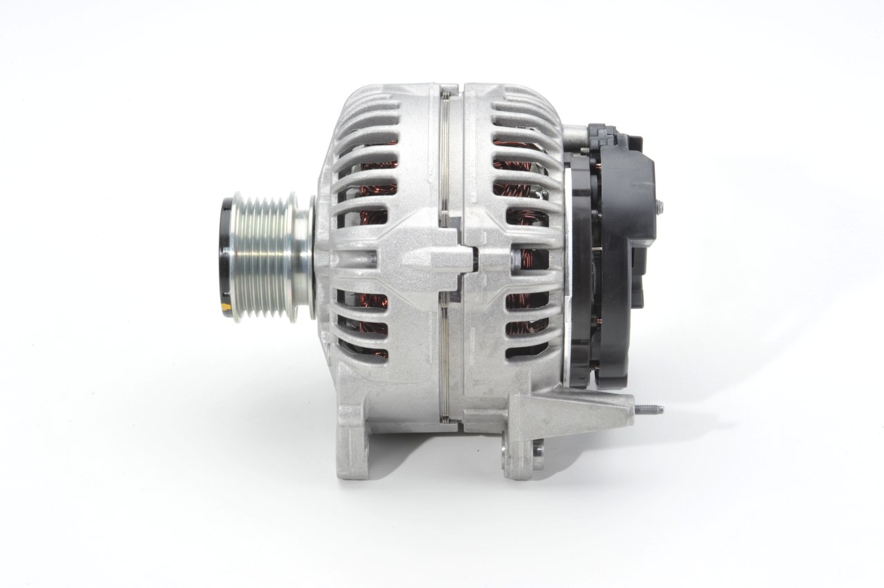 BOSCH 0 124 615 038 Lichtmaschine T5 Multivan VR6 3.2 231 PS BDL