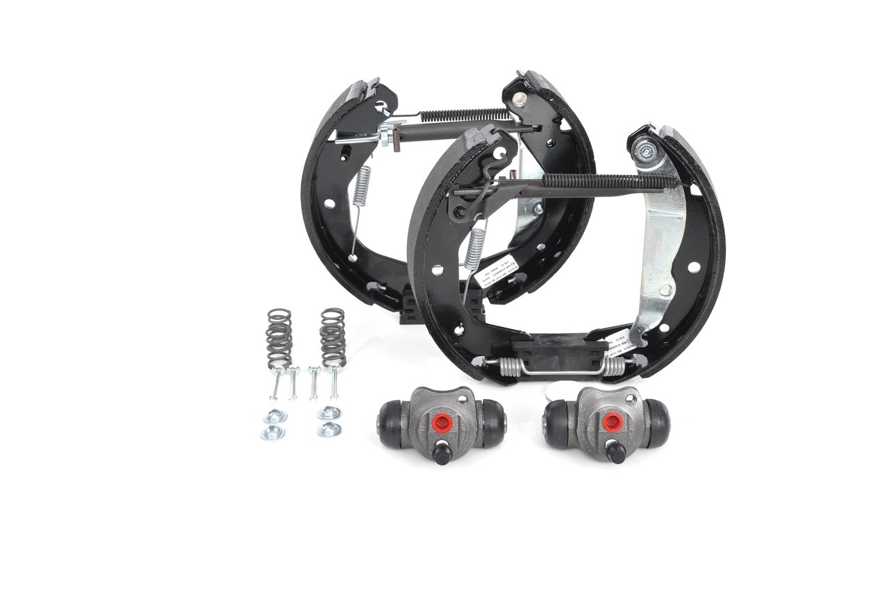 BOSCH 0 204 114 543 Zestaw do hamulców, hamulce bębnowe Opel Corsa A CC 1.6 GSI Cat (F08, M08, F68, M68) 101 KM