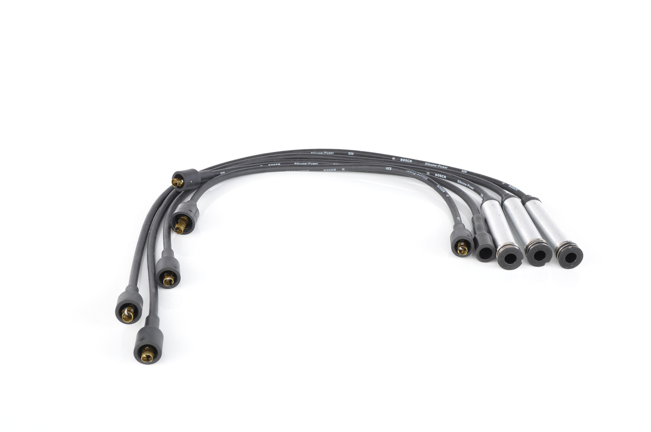 BOSCH 0 986 356 826 Set cablaj aprinder Opel Ascona C 1.8 i (F11, M11, F68, M68) 115 CP