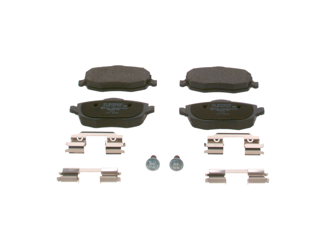 BOSCH 0 986 424 793 Jarrupalat Lancia Ypsilon 843 1.3 JTD (843.AXD11, 843.AXD1A) 70 hv 188 A9.000