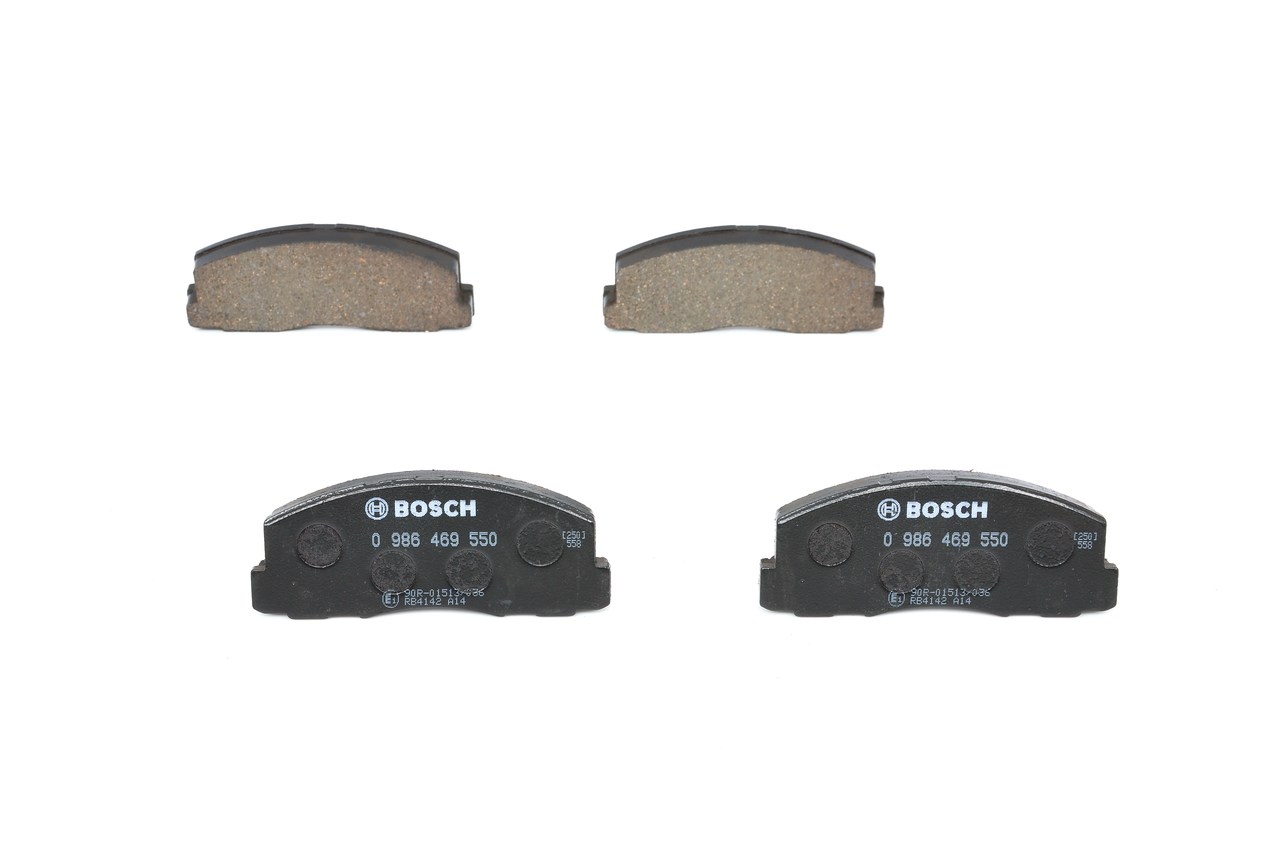 BOSCH 0 986 469 550 Plaquette de frein MITSUBISHI Colt I 1.4 Turbo 105CV 1984