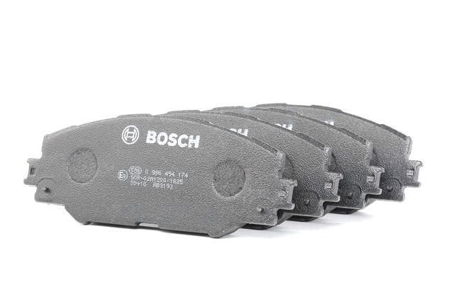 BOSCH 0 986 494 174 Bremseklodser TOYOTA RAV4 IV SUV (XA40) 2.5 4WD (ASA44) 178 HK 2AR-FE