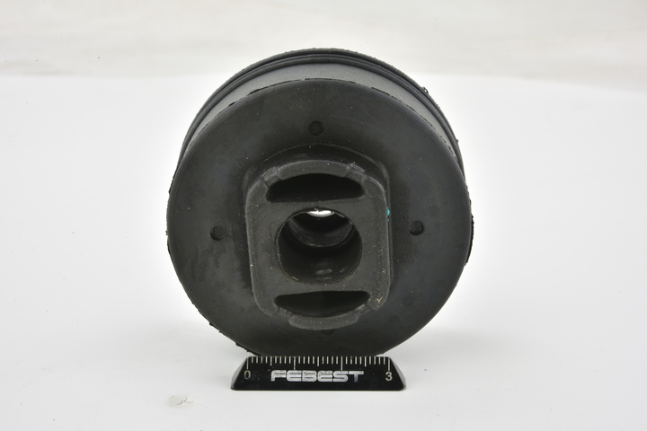 FEBEST MSB-V45 Silent bloc d'essieu Mitsubishi Pajero 2 2.6 4WD 103CV 1996