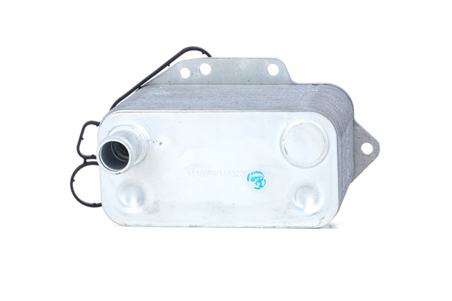 RIDEX 469O0051 Öljynjäähdytin BMW X3 E83 3.0 d 211 hv M57 D30 (306D3)
