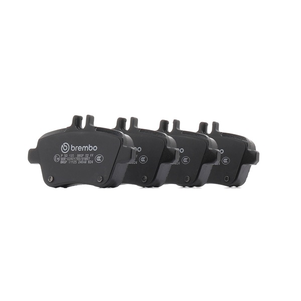 Comprar baratas P 50 135 Pastilhas com parafusos de pinça de travão, com chapa anti-ruído, com acessórios de BREMBO 0004207604, 0074203420, 0084202320