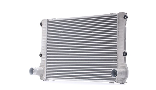 STARK SKICC-0890267 Intercooler TOYOTA RAV4 IV SUV (XA40) 2.2 D 4WD (ALA49) 177 HK 2AD-FHV