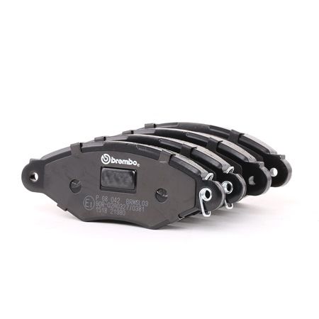 RENAULT BREMBO Fékbetét készlet P 68 042