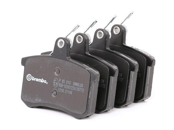 7144D228 Jarrupalat Jarrusatulan ruuveilla, Huudonvaimennuspellillä, Tarvikkeilla BREMBO 437698451, 443498451, 437698451, 443498451, 437698451, 443498451, 437698451, 443498451, 240400001 ostaa halvat