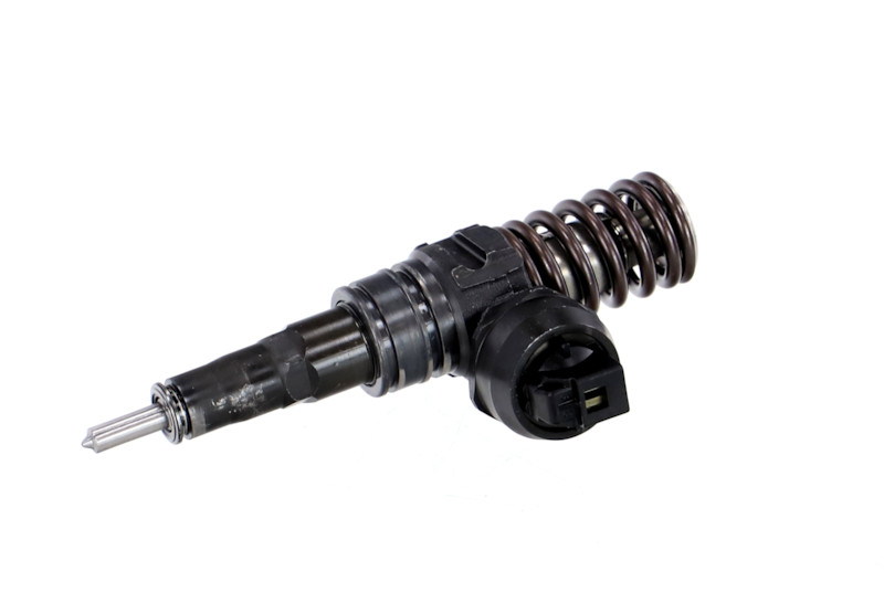 REMANTE 002-010-001654R Regolatore pressione carburante 5.0 V10 TDI 4motion 313 CV AJS
