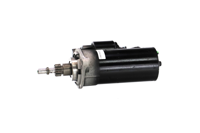 REMANTE 011-001-000323R Starttimoottori Passat 3a5 2.8 VR6 174 hv AAA