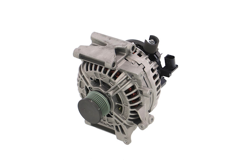 REMANTE 011-003-000858R Lichtmaschine Mercedes S203 C 220 CDI 2.2 (203.208) 150 PS OM 646.963