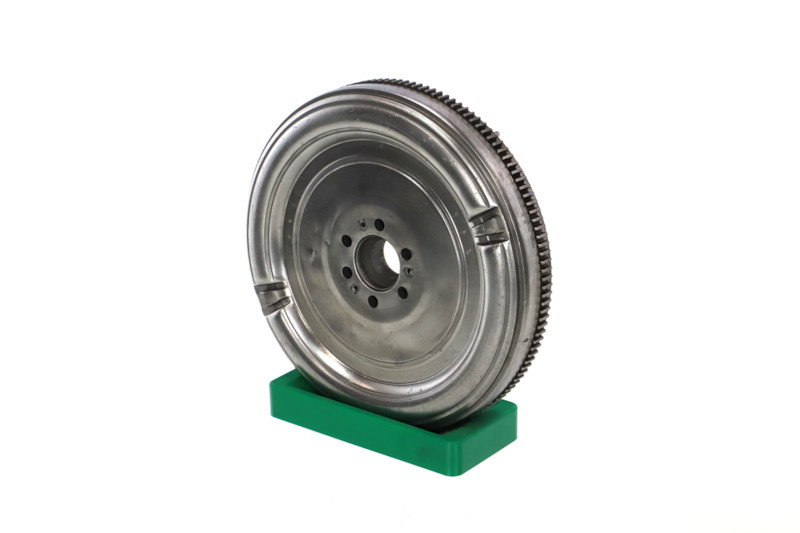 REMANTE 009-001-000059R Svänghjul Mitsubishi Lancer 8 Sedan 2.0 DI-D (CY8A) 140 hk BWC