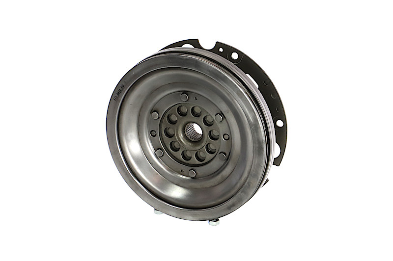 REMANTE 009-001-000067R Vauhtipyörä Audi A5 B8 Cabriolet 3.0 TDI quattro 240 hv CCWA