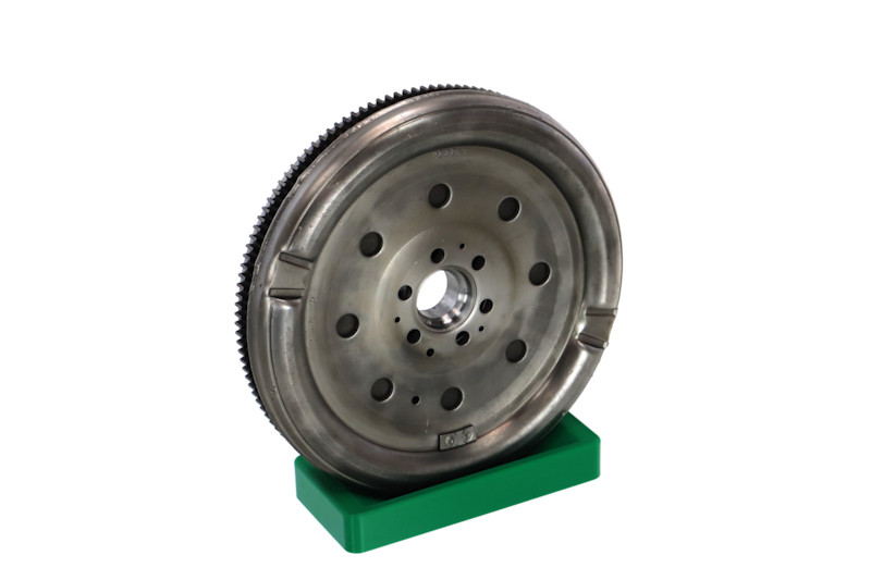 REMANTE 009-001-000136R Vauhtipyörä Passat B6 2.0 TDI 110 hv CBDC