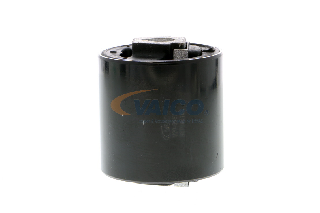 VAICO V20-0557 Tukivarren hela BMW X3 E83 3.0 d 211 hv M57 D30 (306D3)