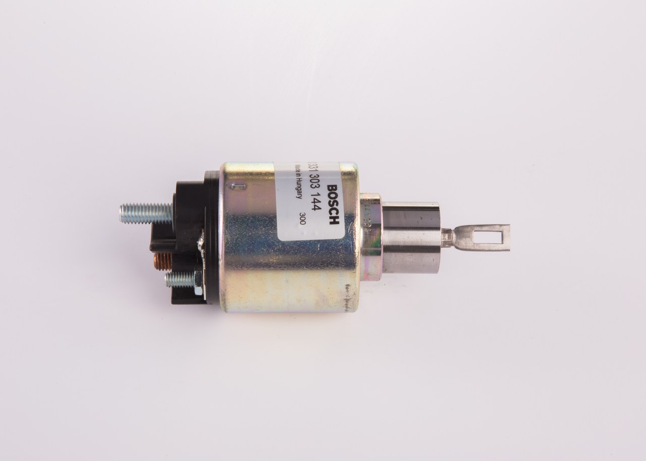 BOSCH 0 331 303 144 Vevaxeldrev 2.5 TD 116 hk 8140.47