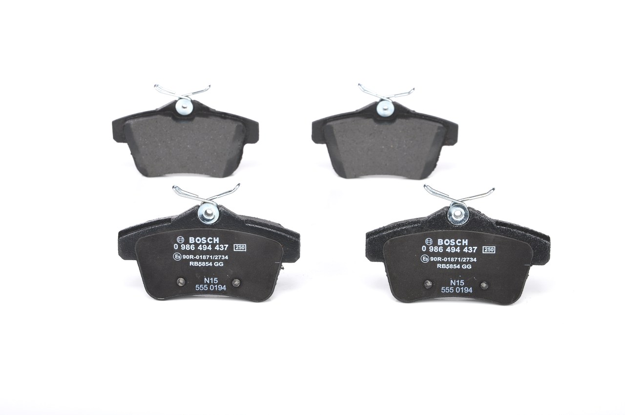 BOSCH 0 986 494 437 Remblokken DS DS4 / DS4 Crossback 1.6 e-HDi 115 114 Pk 9HD (DV6C)