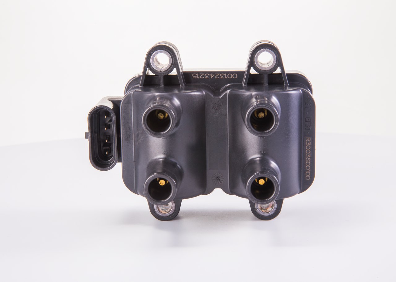 RENAULT BOSCH Bobina de aprindere 0 986 221 060