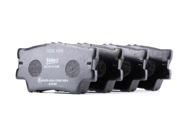 TOYOTA VALEO Disk brake pads 301819
