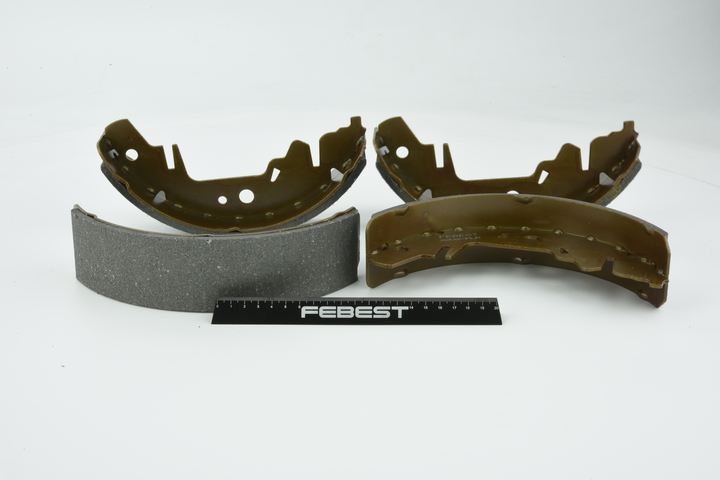 FEBEST 2202-FLR Bremsbacken Chrysler Voyager rg 3.3 Flexfuel 182PS 2003